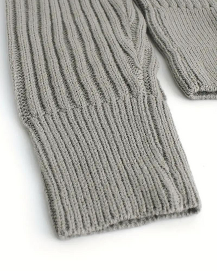Sweter lniany z asymetrycznym dekoltem