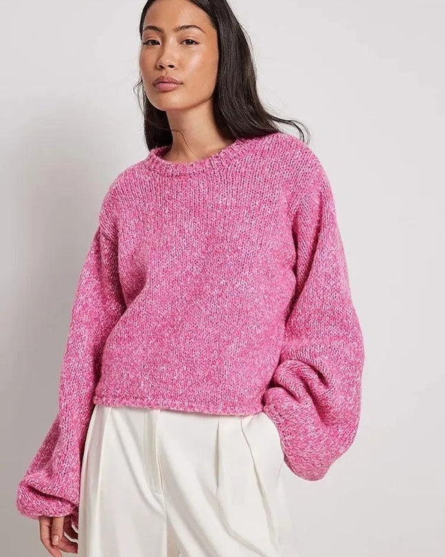 Oversize'owy sweter ze sznurowaniem z tyłu